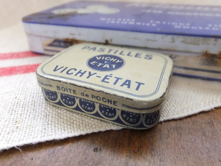 Vichy ~j~j@Tin * tX uJg@AeB[NG