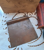 使い込まれた コッパー スケッパー*　アンティーク雑貨　ブロカント　キッチン雑貨　古道具