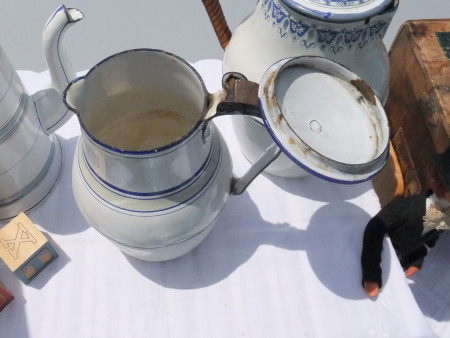 �u���[���C���@�z�[���[�|�b�g�@/ �t�����X �A���e�B�[�N