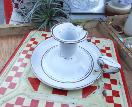 �t�����X �s���͗l�̃|�b�g�X�^���h