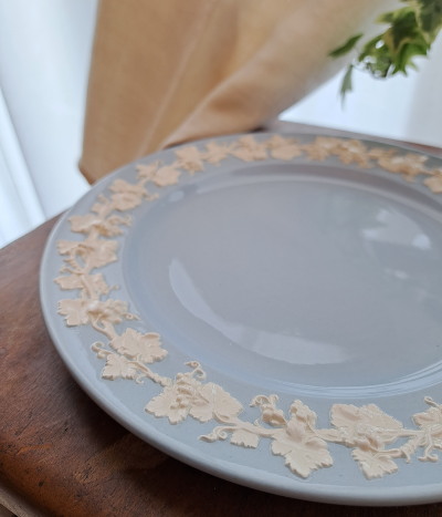 Wedgwood �N�C�[���Y�E�G�A�@�v���[�g * �E�F�b�W�E�b�h�@�A���e�B�[�N�H��@�A���e�B�[�N�v���[�g