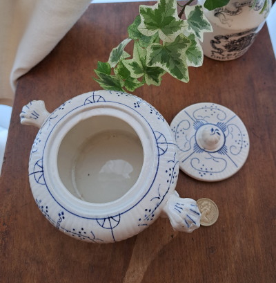 �T�L�\�j�[�� �V���K�[�|�b�g �A���e�B�[�N�G�݁@�e�[�u���E�G�A