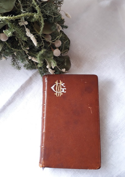 モノグラム付き フランス　小さめな祈祷書　*　古書　ミサ本　ミセル missel Formulaire de Prieres　アンティーク