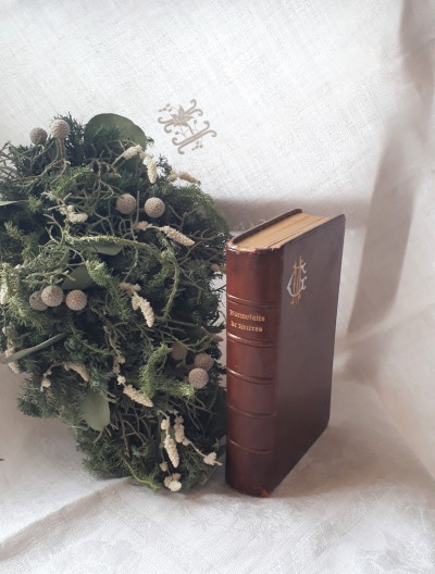 モノグラム付き フランス　小さめな祈祷書　*　古書　ミサ本　ミセル missel Formulaire de Prieres　アンティーク