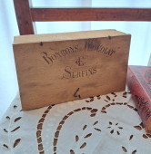 BONBONS au CHOCOLAT  アンティーク木箱 *　アンティーク ボックス ブロカント 