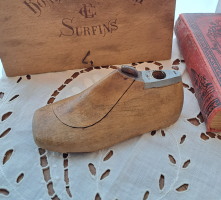 木製 ベビー シューモールド 片足 *　アンティーク 靴の型 ブロカント　ベビーシューズ