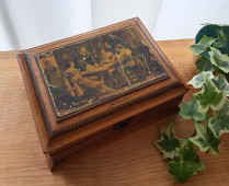 アンティーク　木箱 *　アンティーク　ボックス ラテン語