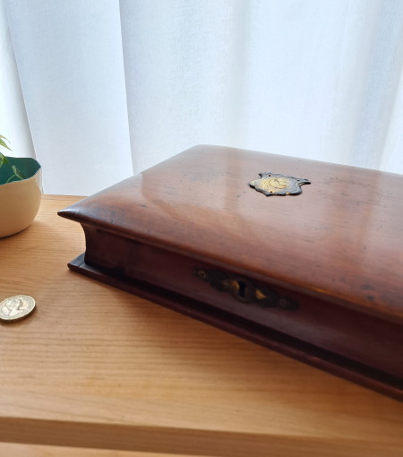 �Ï��^ ���C�e�B���O �{�b�N�X *�@�A���e�B�[�N�@�ؔ��@�}�z�K�j�[