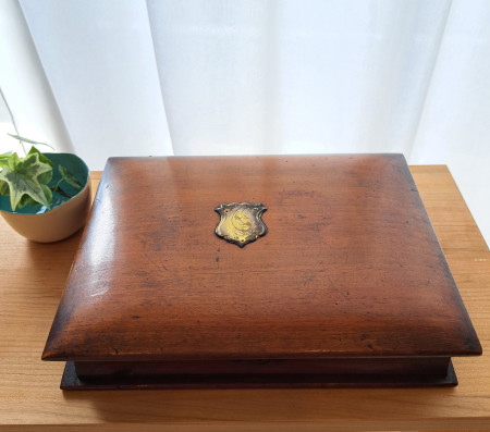 �Ï��^ ���C�e�B���O �{�b�N�X *�@�A���e�B�[�N�@�ؔ��@�}�z�K�j�[