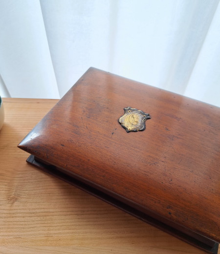 �Ï��^ ���C�e�B���O �{�b�N�X *�@�A���e�B�[�N�@�ؔ��@�}�z�K�j�[