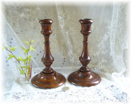 �L�����h���X�^���h �y�A�@�C�M���X�@�A���e�B�[�N